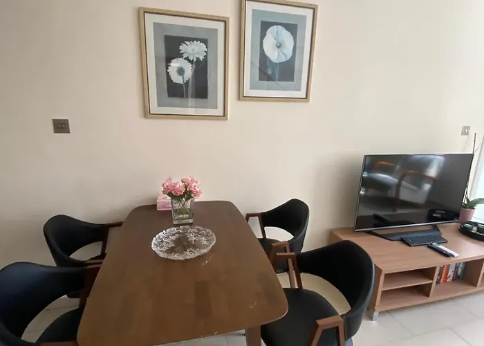 Lejlighed 2 Bedroom Apartment, Zygos Centre Block D - By Imh Travel & Tours Paphos