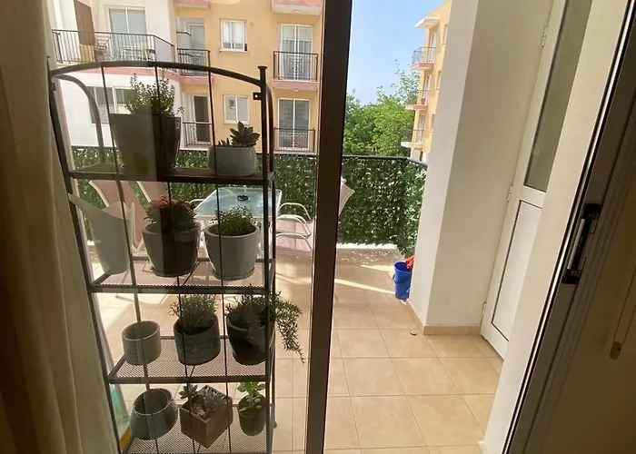 Lejlighed 2 Bedroom Apartment, Zygos Centre Block D - By Imh Travel & Tours *