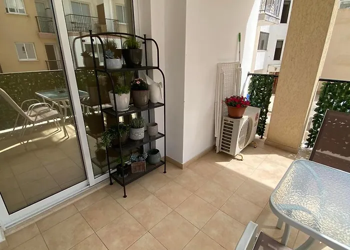 2 Bedroom Apartment, Zygos Centre Block D - By Imh Travel & Tours Lejlighed Paphos